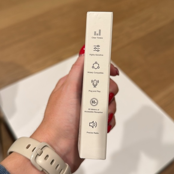 Wireless microphone - Picture 2 of 7